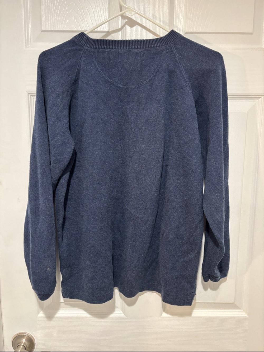 EDDIE BAUER 100% Cotton Men’s Navy Sweater - Picture 3 of 5